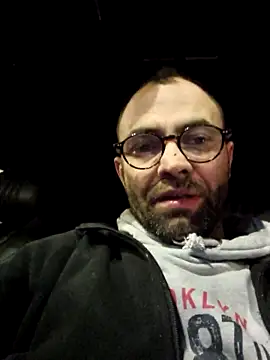 robertilevis online show from January 29, 2025, 6:17 pm