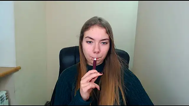 Snapshot of zoey_deuttch chatting on December 2, 2024, 2:47 pm zoey deuttch online show from December 2, 2024, 2:47 pm