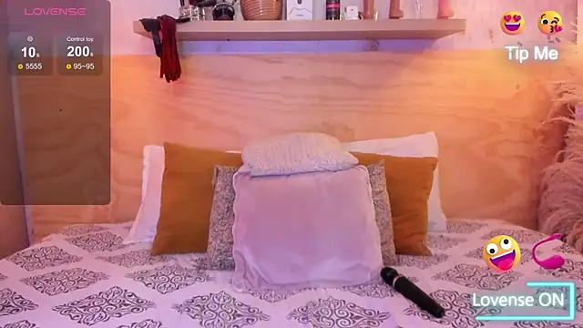 Majooo11 online show from October 15, 2025, 2:10 am