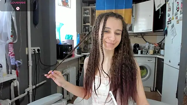  Nika Kik online show from April 10, 2026, 11:28 am