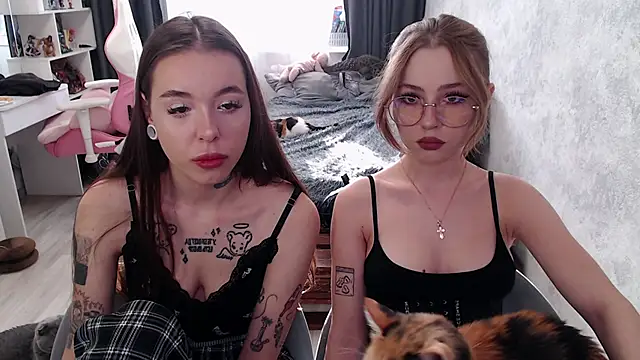 Snapshot of naughty_dakota chatting on November 22, 2025, 9:41 am naughty dakota online show from November 22, 2025, 9:41 am