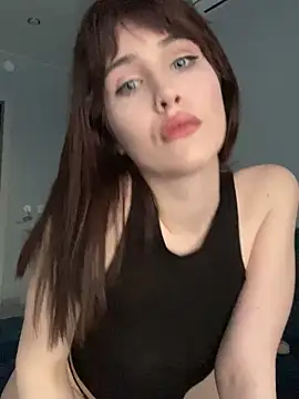 Snapshot of CherryCrystall chatting on March 21, 2025, 3:24 pm CherryCrystall online show from March 21, 2025, 3:24 pm