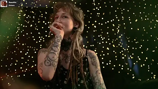 Littlespacemouse online show from April 13, 2026, 8:40 am