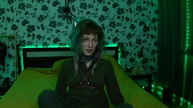 Snapshot of Littlespacemouse chatting on October 6, 2025, 7:58 pm Littlespacemouse online show from October 6, 2025, 7:58 pm