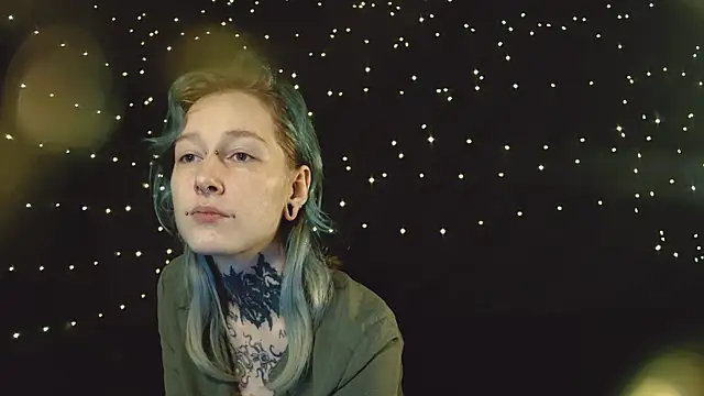 Littlespacemouse online show from December 15, 2025, 1:50 pm