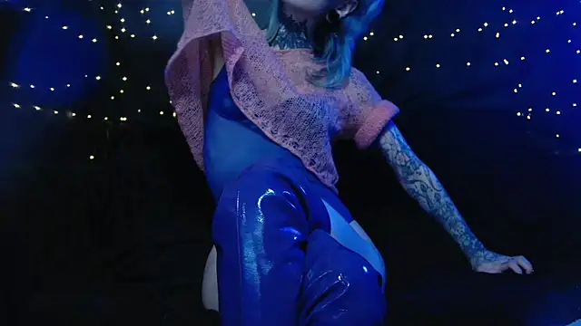 Snapshot of Littlespacemouse chatting on November 30, 2025, 9:10 am Littlespacemouse online show from November 30, 2025, 9:10 am