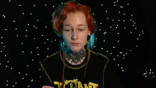 Snapshot of Littlespacemouse chatting on February 8, 2025, 1:11 am Littlespacemouse online show from February 8, 2025, 1:11 am