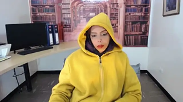 Catalella Ar online show from December 19, 2025, 3:54 am