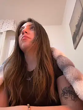 Snapshot of Sashabunny chatting on March 5, 2026, 10:48 pm Sashabunny online show from March 5, 2026, 10:48 pm