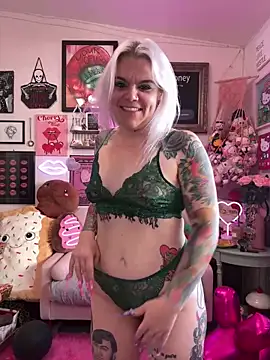 CherryBombBomb online show from February 15, 2025, 9:17 pm