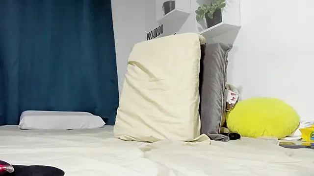 Aronxxs online show from September 9, 2025, 10:36 am