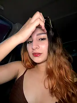 Snapshot of Mon_Cherry chatting on October 25, 2025, 1:27 am Mon Cherry online show from October 25, 2025, 1:27 am