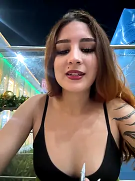 Mon Cherry online show from January 9, 2026, 1:34 am