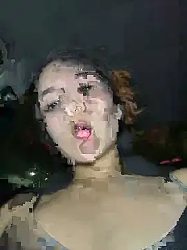 Snapshot of Mon_Cherry chatting on September 11, 2025, 1:27 am Mon Cherry online show from September 11, 2025, 1:27 am