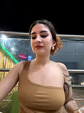 Snapshot of Mon_Cherry chatting on September 19, 2025, 12:58 am Mon Cherry online show from September 19, 2025, 12:58 am