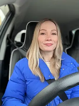 LavenderHot online show from March 23, 2025, 1:20 am