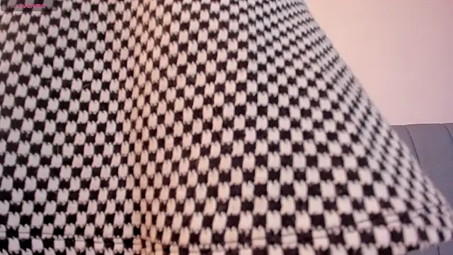 Simply Zoe   online show from October 15, 2025, 3:53 pm