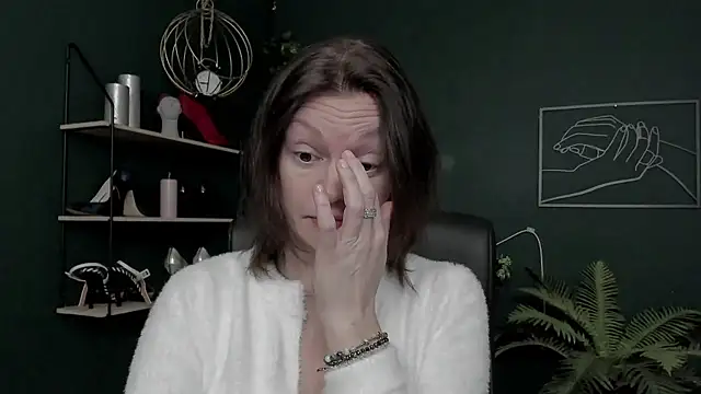 VivianWILD online show from January 14, 2026, 7:01 am