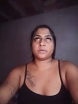 Giselabrunette25 online show from July 28, 2026, 7:39 pm
