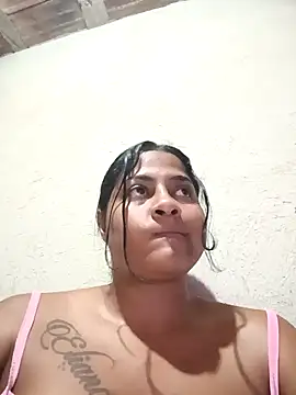 Giselabrunette25 online show from March 13, 2026, 1:21 am