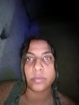 Giselabrunette25 online show from March 28, 2026, 11:39 pm