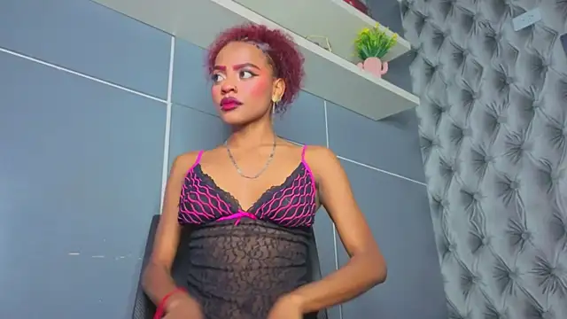 Hilary-banks online show from November 19, 2025, 4:23 am