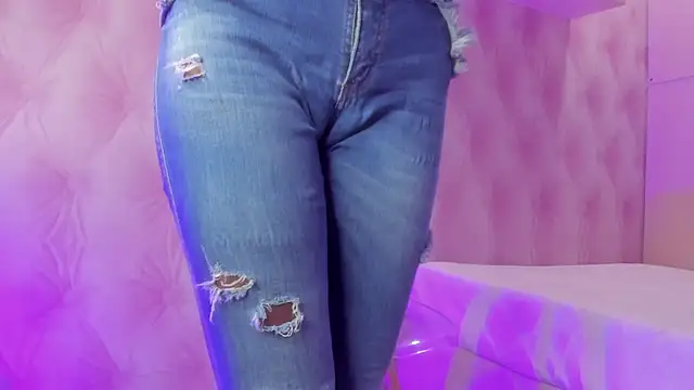 Hilary-banks online show from February 28, 2025, 4:43 am