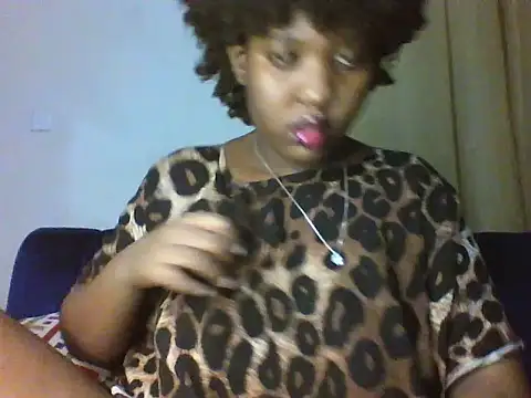 Snapshot of Thickyannah chatting on November 19, 2025, 8:31 pm Thickyannah online show from November 19, 2025, 8:31 pm