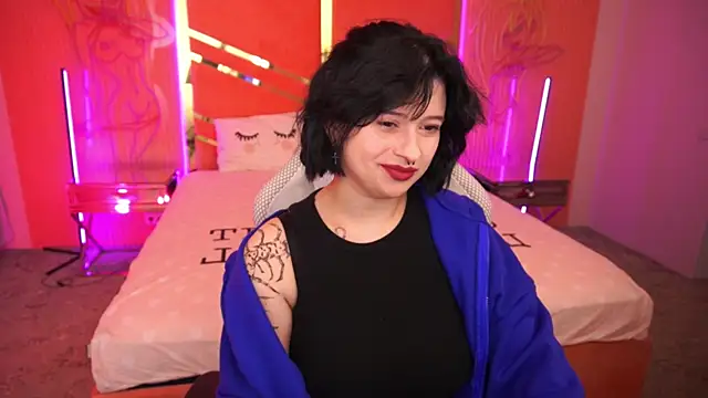 Miki Kivi online show from March 19, 2025, 9:27 pm