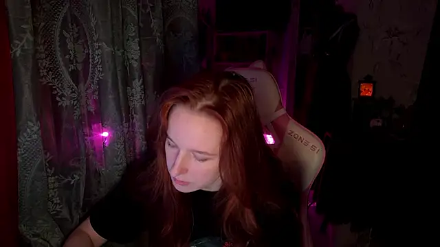 Snapshot of pearl_princess_ chatting on February 12, 2026, 12:54 am pearl princess online show from February 12, 2026, 12:54 am