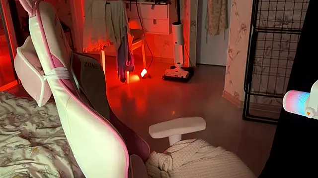 pearl princess  online show from March 23, 2025, 3:32 am