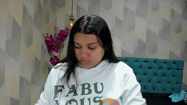 LindaBreeS online show from October 2, 2025, 1:25 pm