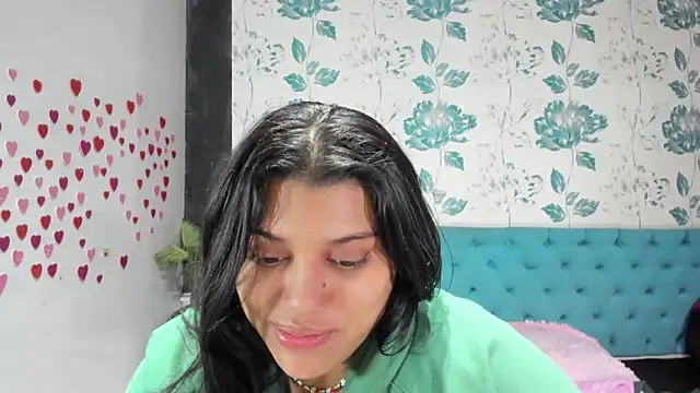 LindaBreeS online show from March 11, 2025, 8:20 pm