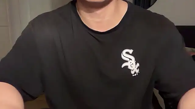 jungcock3210 online show from November 24, 2025, 6:08 pm