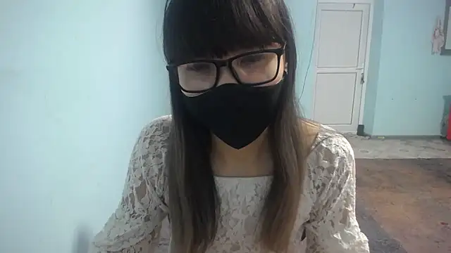 elllaaxx online show from November 17, 2025, 4:16 am