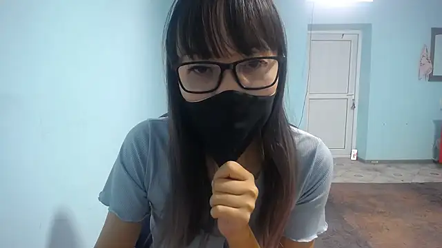 elllaaxx online show from September 26, 2025, 4:08 am