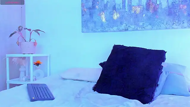 arminjones1 online show from October 30, 2025, 5:28 am