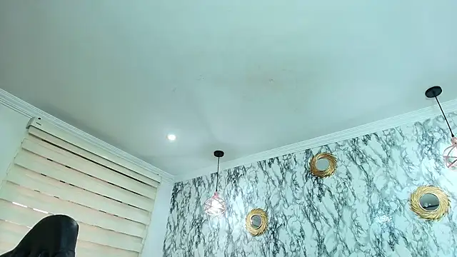 Naughty Kittenm online show from November 13, 2025, 11:25 am