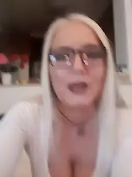 Snapshot of kikkastar chatting on January 24, 2025, 8:11 pm kikkastar online show from January 24, 2025, 8:11 pm