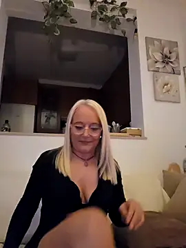 Snapshot of kikkastar chatting on February 11, 2025, 9:03 pm kikkastar online show from February 11, 2025, 9:03 pm