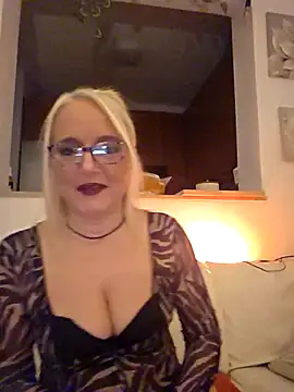 Snapshot of kikkastar chatting on November 26, 2025, 9:04 pm kikkastar online show from November 26, 2025, 9:04 pm