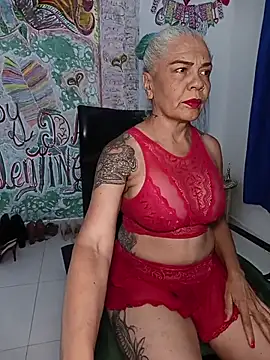 freyadevil333 online show from February 19, 2026, 6:43 am