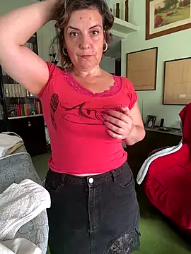 Snapshot of Sunbelxx chatting on September 25, 2025, 8:31 am Sunbelxx online show from September 25, 2025, 8:31 am