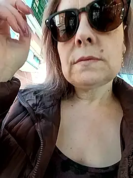 Snapshot of Sunbelxx chatting on March 7, 2025, 11:40 am Sunbelxx online show from March 7, 2025, 11:40 am