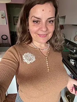 Snapshot of Sunbelxx chatting on February 16, 2026, 8:57 am Sunbelxx online show from February 16, 2026, 8:57 am