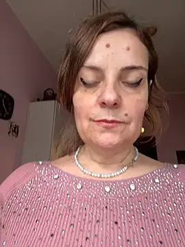 Snapshot of Sunbelxx chatting on February 10, 2026, 10:25 am Sunbelxx online show from February 10, 2026, 10:25 am