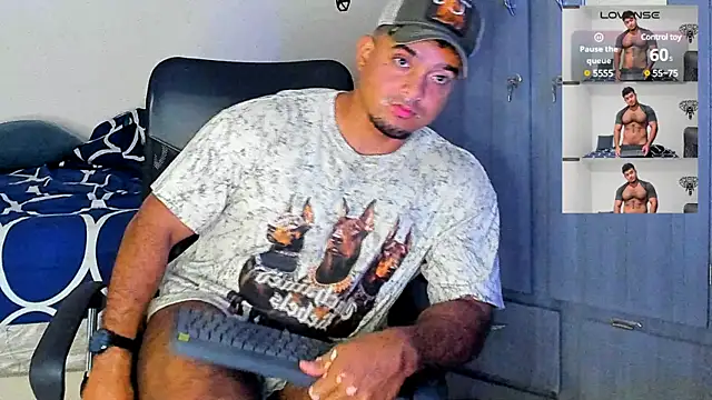 Big furry bear13 online show from March 9, 2025, 9:57 am