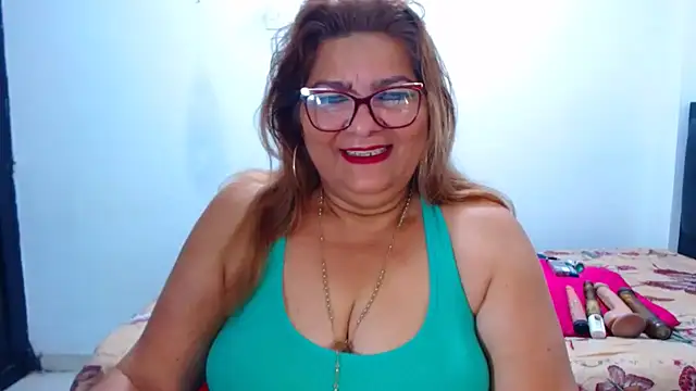 maturehot649 online show from September 11, 2025, 1:33 pm