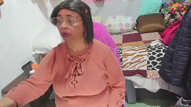 Snapshot of Mrs_mommy_ chatting on March 4, 2026, 9:22 pm Mrs mommy online show from March 4, 2026, 9:22 pm