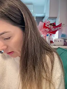 HotXMom online show from February 25, 2026, 7:30 am